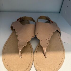 LC Lauren Conrad Scalloped Rose Beige Sandals